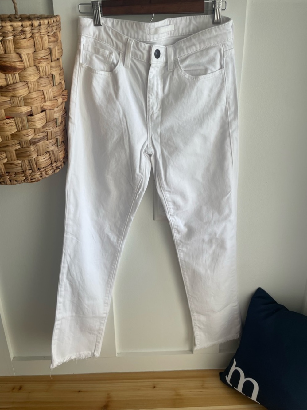Joe's Jeans White Cropped Ankle Jeans